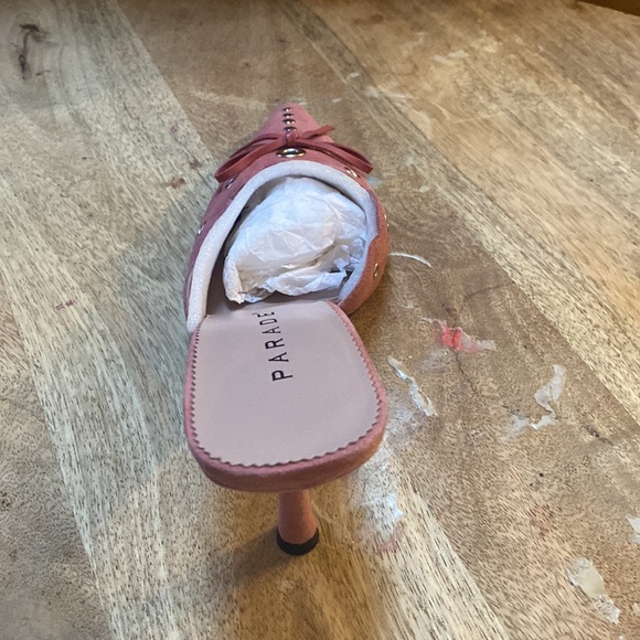 Like new new, only worn once size 7. Leather upper. - Picture 5 of 5